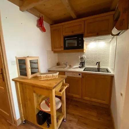 Style Montagne, 4 Personnes, 1 Chambre, 1 Coin Montagne - Alpina07